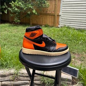 Jordan Sneakers Black and Orange